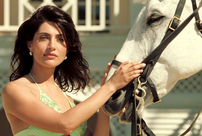 Catherina Murino - Casino Royal (2006)