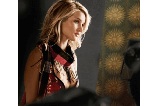 Burberry inspira-se em Billy Elliot para a campanha de Natal