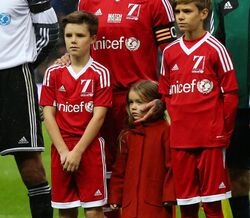 Beckham e família em campo