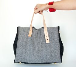 FRANCIS petit, a nova tote bag by TOMAZ