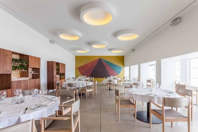 Espaço Espelho d'Água