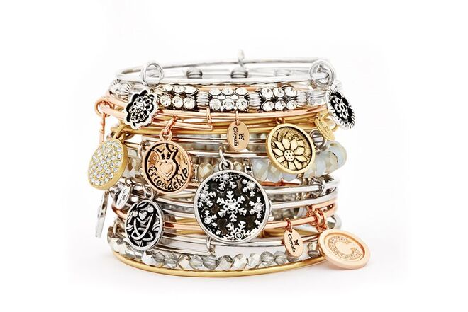 CHRYSALIS_Sparkle in Shimmering Crystals, €25 e €35, cada