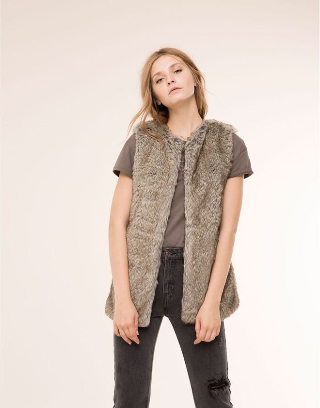 Colete Pull & Bear, €25,99