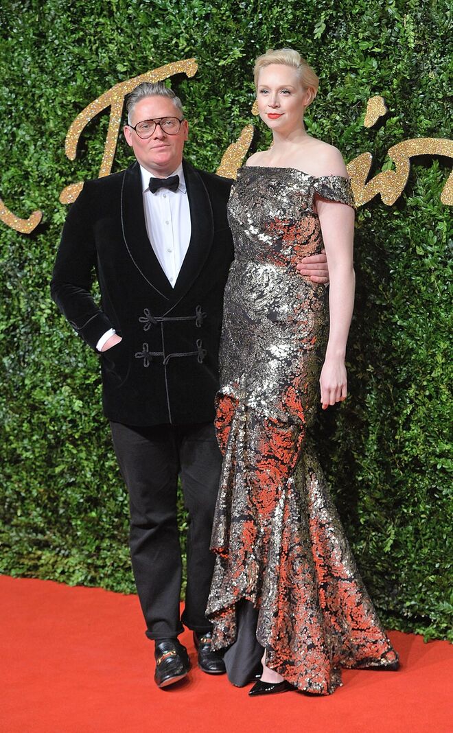 Giles Deacon e Gwendoline Christie