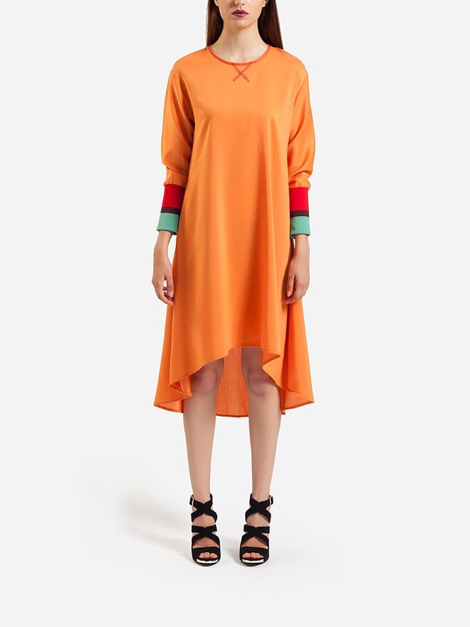 Vestido Ricardo Preto, €172,60