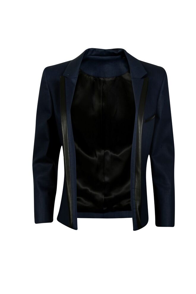 Coleção Tailor Denim, Guess (preço sob consulta)