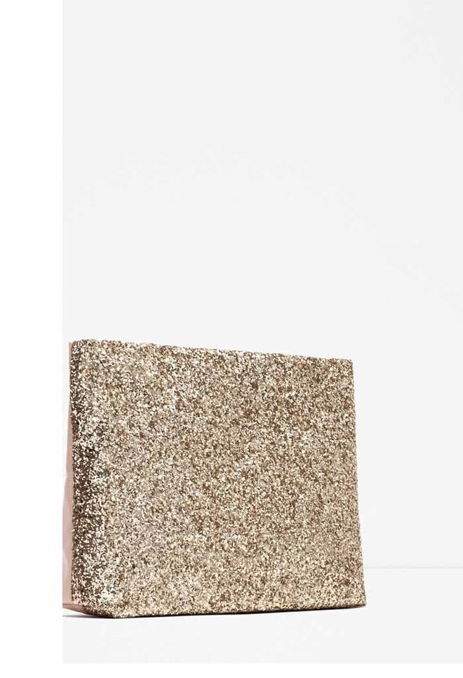 CARTEIRAS&CLUTCHES | Zara, 19,95€ 