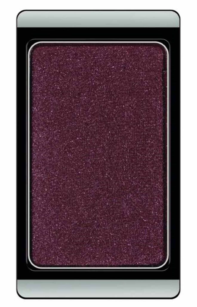 SHOP THE LOOK | LOOK 2 | Mytical Forest Eye Shadow no tom Plum, €12,95, Art Deco, nas Perfumarias Douglas