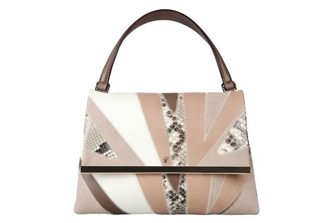 Carteira Camelot em pele, €800, CH Carolina Herrera