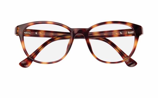 RITMO LATINO | Óculos de sol com armação em acetato, €155, Calvin Klein