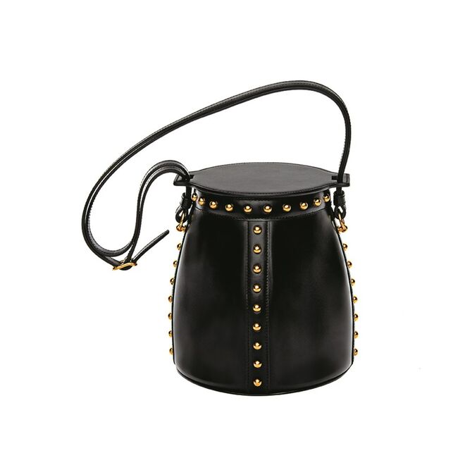 Carteira em pele com tachas metálicas, €8200, Hermès