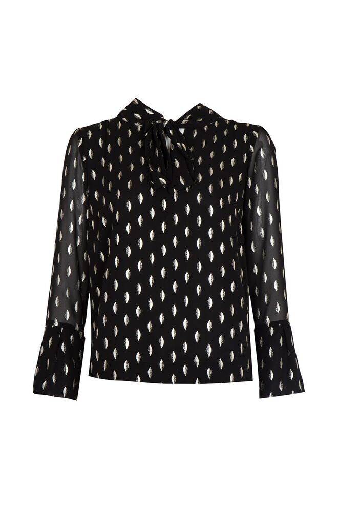 Blusa em seda, €64,90, Ana Sousa