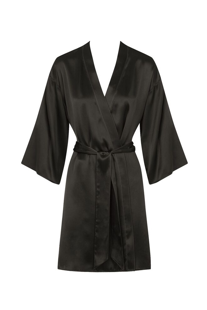 Robe em seda, €99,90, Triumph