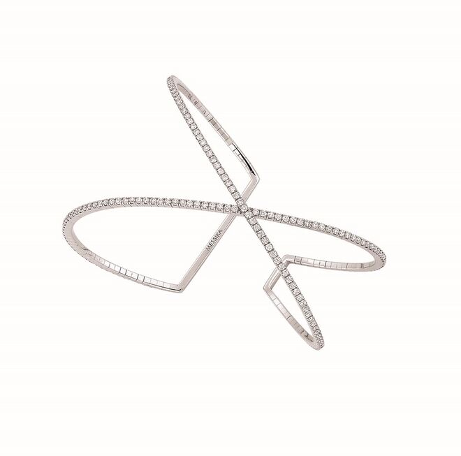 Pulseira Skinny Croisé em ouro branco com diamantes, Messika, na Torres Joalheiros (preço sob consulta)