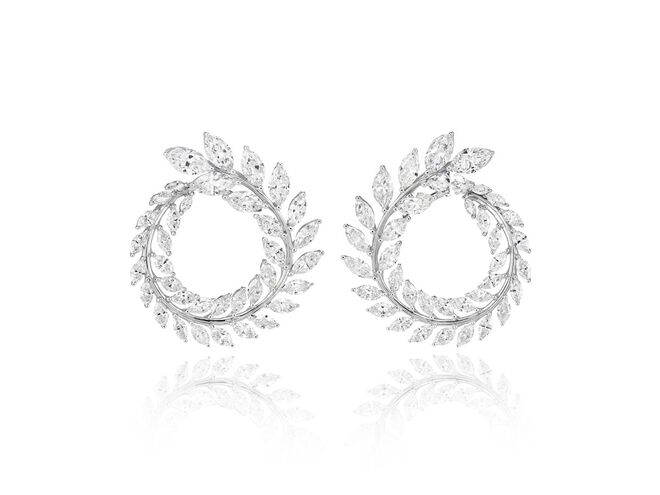 Brincos Green Carpet em ouro branco com diamantes, Chopard (preço sob consulta)