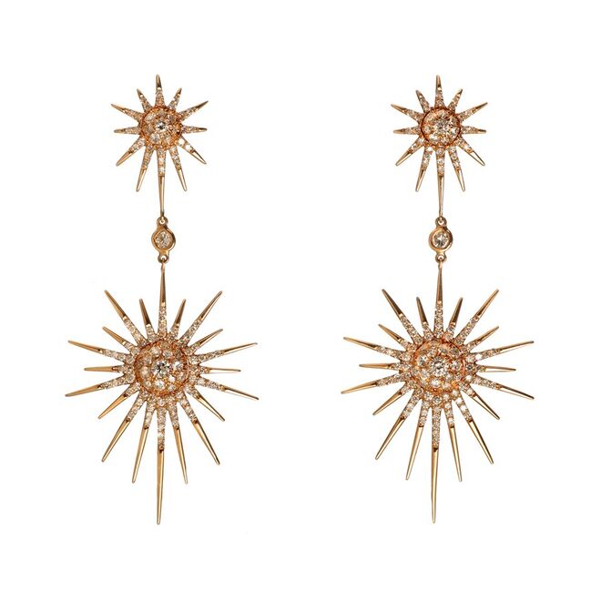 Brincos em ouro rosa com diamantes, €5685, Julieta Joias