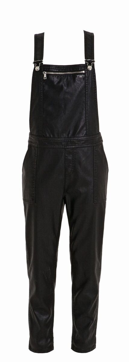 Jardineiras em pele, €172, Liu Jo