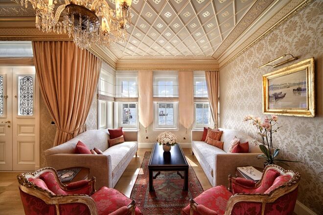 Jóias que garantem uma noite inesquecível na Suite Armaggan Bosphorus €10,000