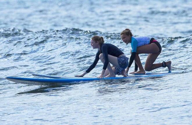 Dezembro 2013 | Havai, EUA | Emma Stone 