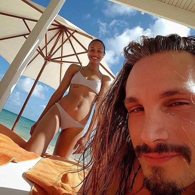 Dezembro 2015 | México | Zoe Saldana e Marco Perego