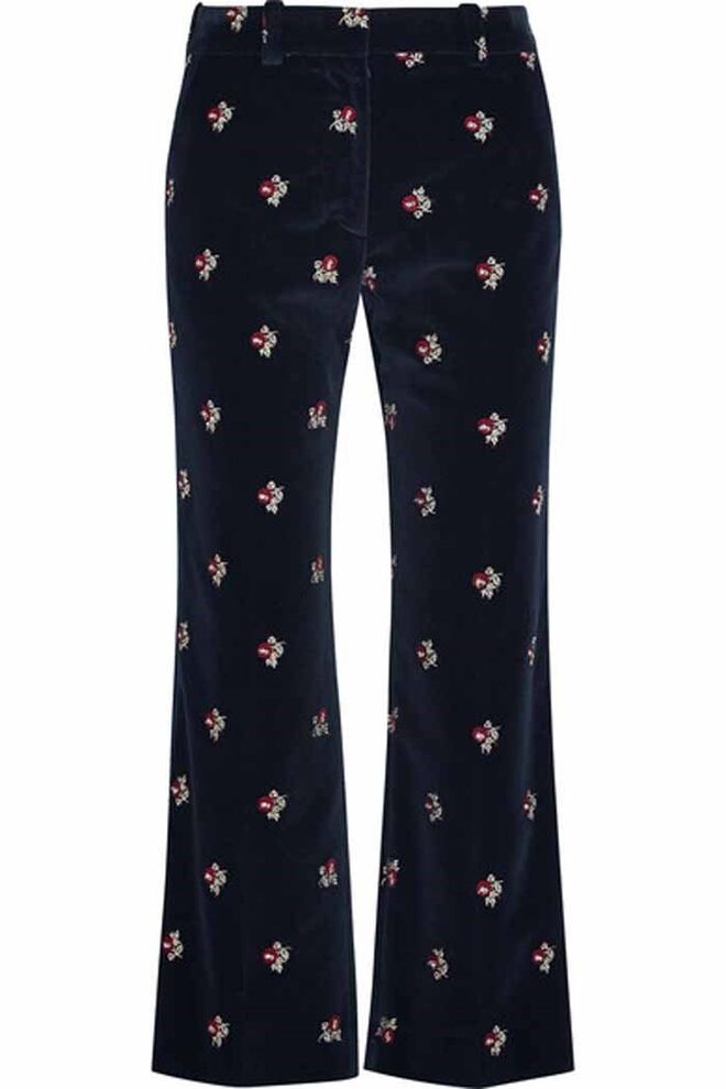 Calças em veludo bordadas, €850, Maison Margiela
