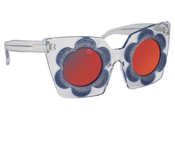 Linda Farrow na André Opticas