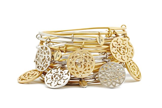 Coleção Chakra, CHRYSALIS, €29 cada