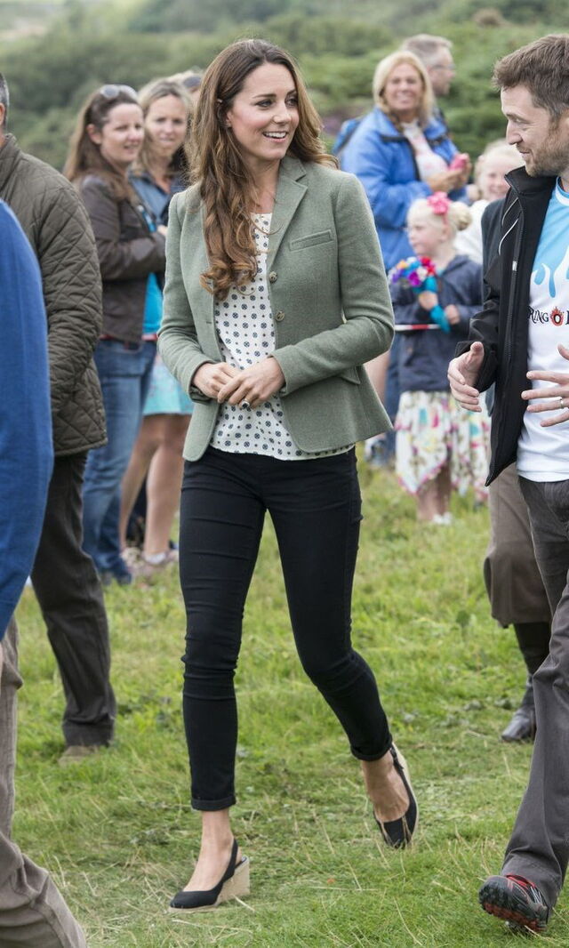  Kate Middleton | J Brand