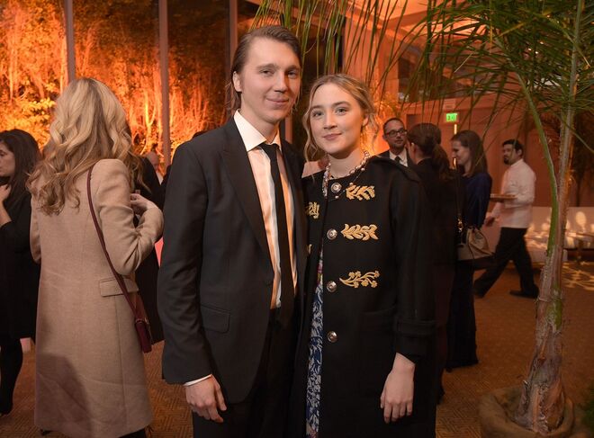 Saoirse Ronan e Paul Dano