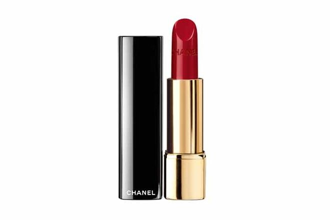  JANI ZHAO | Rouge Allure Luminous Intense no tom 99 Pirate, €50 (preço aproximado), Chanel