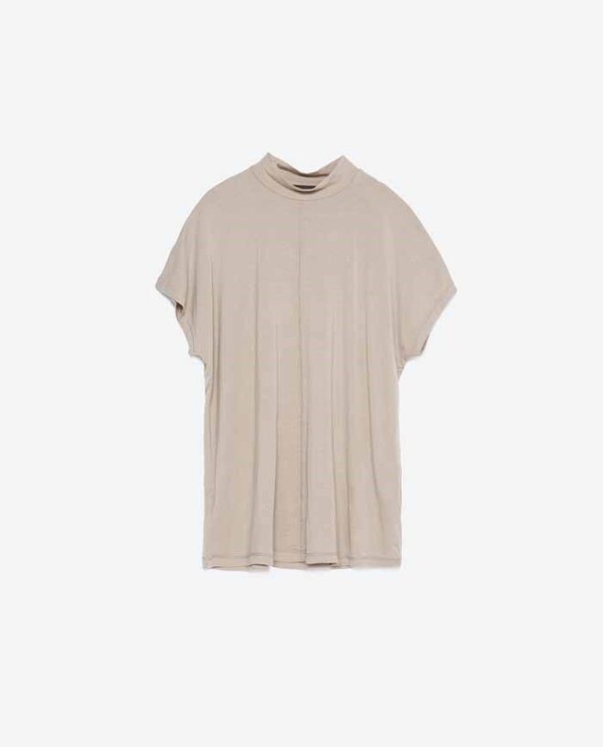 LUÍSA BEIRÃO | T-shirt em viscose, €9,95, Zara
