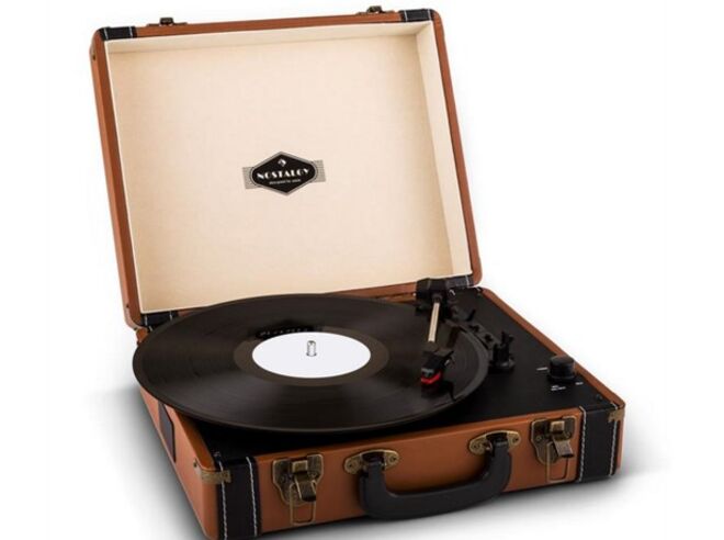 Gira-discos AUNA JERRY LEE, €94,99 em www.electronic-star.pt