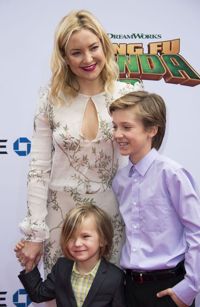 Kate Hudson, Bingham Hawn Bellamy e Ryder Robinson 