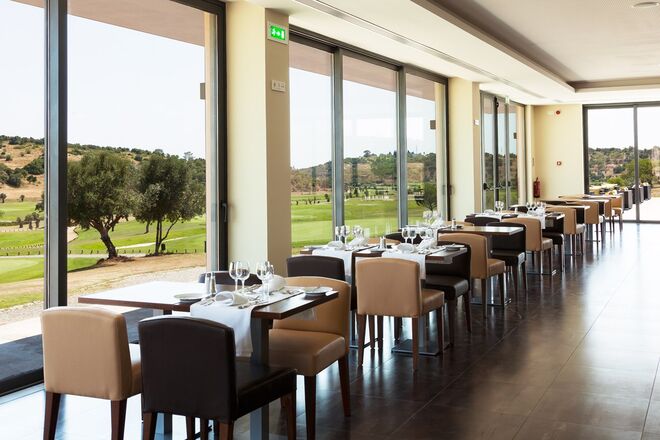 1 noite de alojamento + jantar com bebidas incluídas, no Morgado Golf & Country Club, NAU Hotels & Resorts
