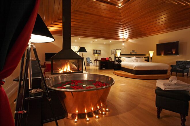 13. Ver (e saborear) o Porto do The Yeatman |  Suite Bacchus (preço sob consulta)