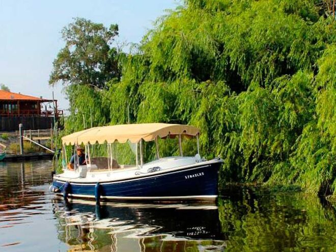 Passeio de barco pelo Tejo