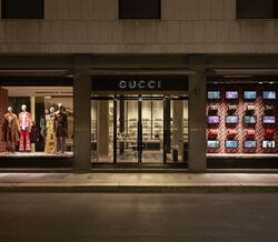 Gucci com novas montras