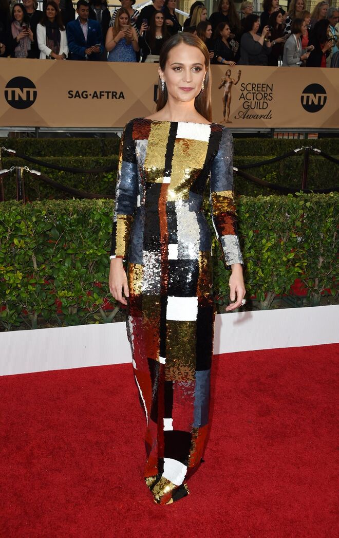 Alicia Vikander, em Louis Vuitton