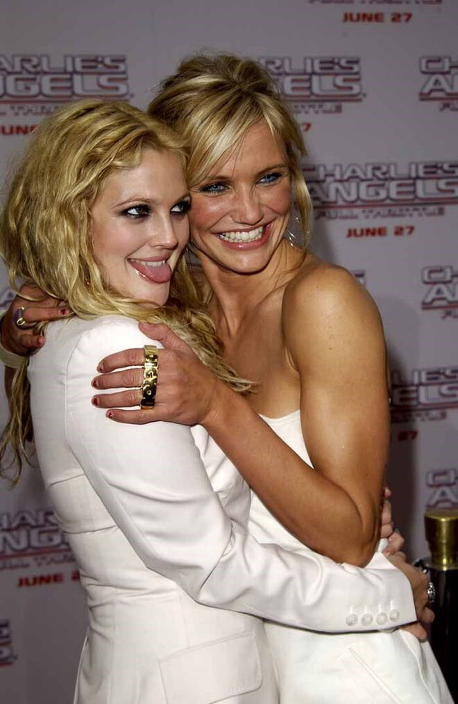 Cameron Diaz e Drew Barrymore | Ficaram amigas desde Os Anjos de Charlie (2000) e já falaram várias vezes da sua ligação, dizendo que são mais do que amigas, são irmãs.