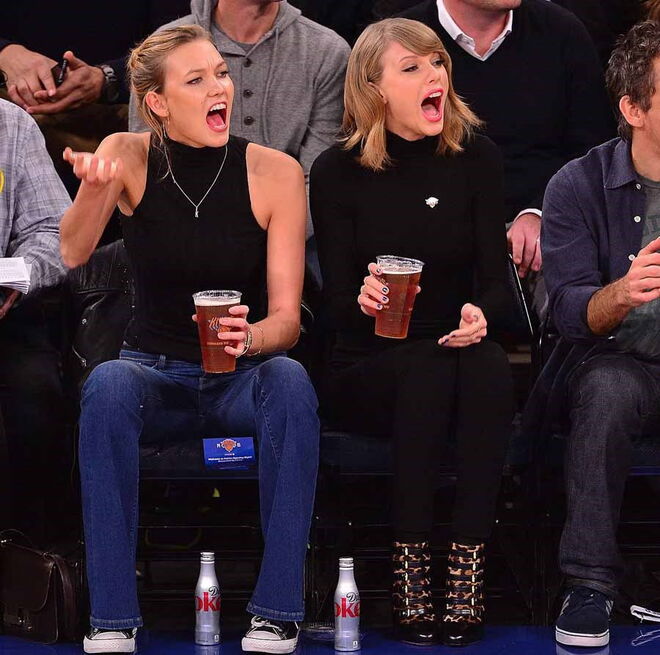 Taylor Swift e Karlie Kloss | Taylor Swift and Karlie Kloss | Há quem diga que são praticamente "irmãs", até porque têm a mesma altura bem como os mesmos tons de pele e de cabelo.