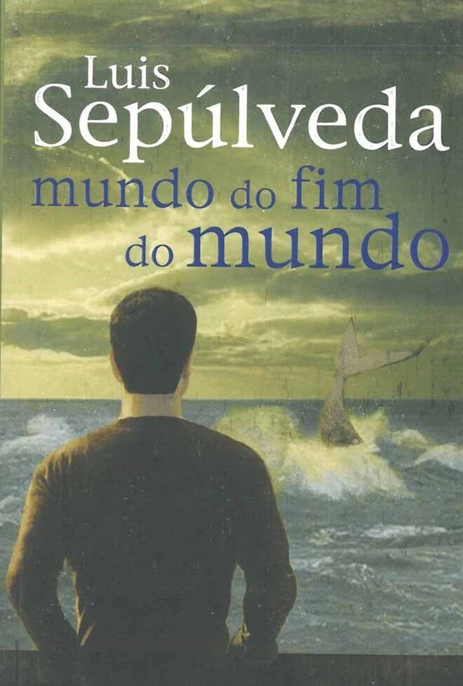 MUNDO DO FIM DO MUNDO, de Luís Sepúlveda (Porto Editora) | O escritor chileno conduz-nos numa viagem colorida pela sua terra, através da história de um jornalista e ativista que, na adolescência, era fascinado com a história de Moby Dick. Já adulto repete uma das viagens que mais moldou o seu passado, agora com o objetivo de defender a fauna marítima que habita o seu mar.