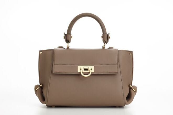 Salvatore Ferragamo, na Loja das Meias