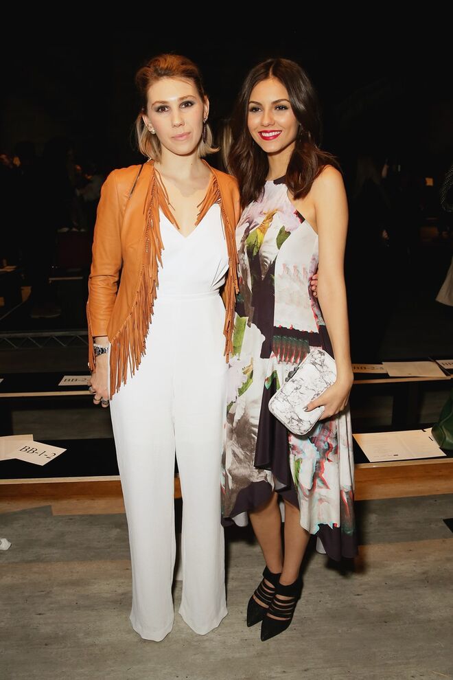 Rebecca Minkoff | Victoria Justice e Zosia Mamet