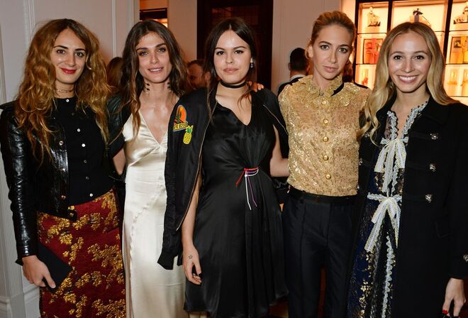 Alexia Niedzielski, Elisa Sednaoui Dellal, Atlanta de Cadenet Taylor, Sabine Getty e Harley Viera-Newton 