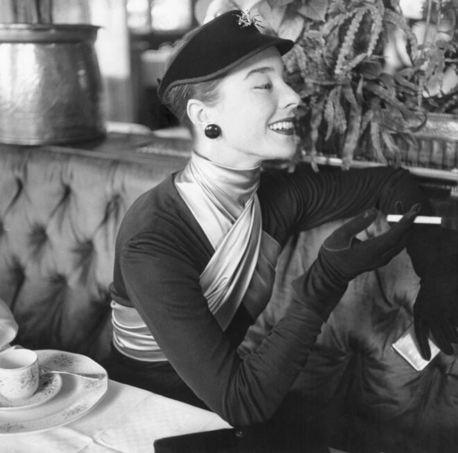 Henry Clarke, 1952. Christian Dior Haute Couture, autumn-winter 1952