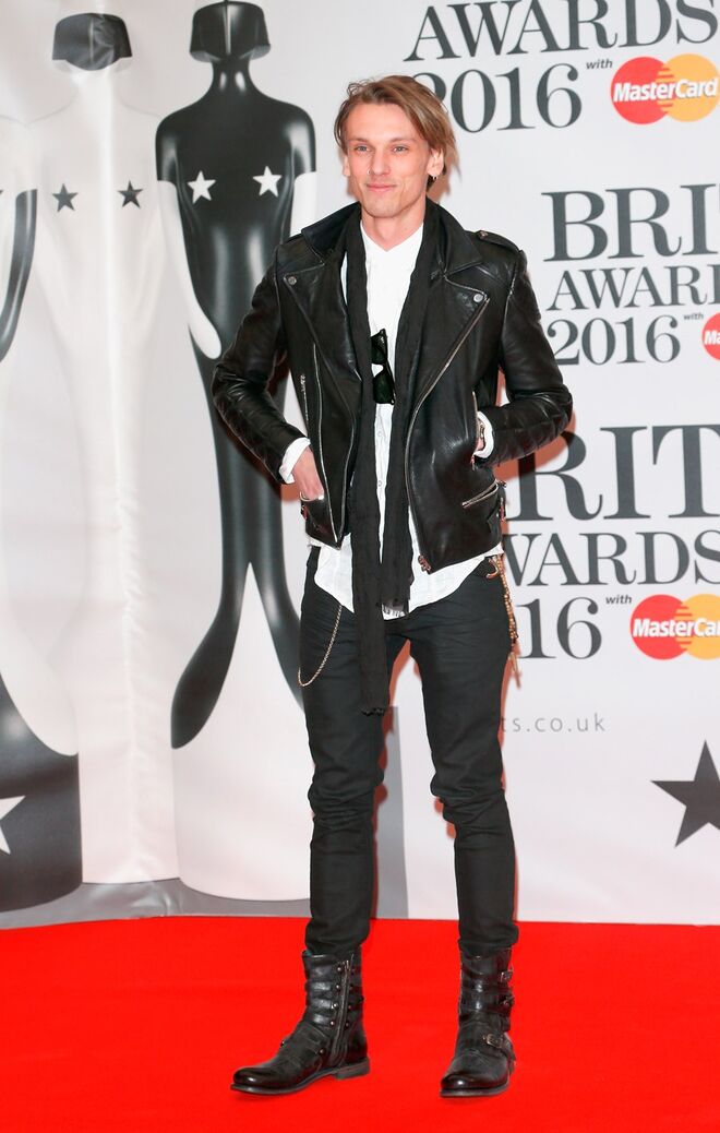  Jamie Campbell Bower