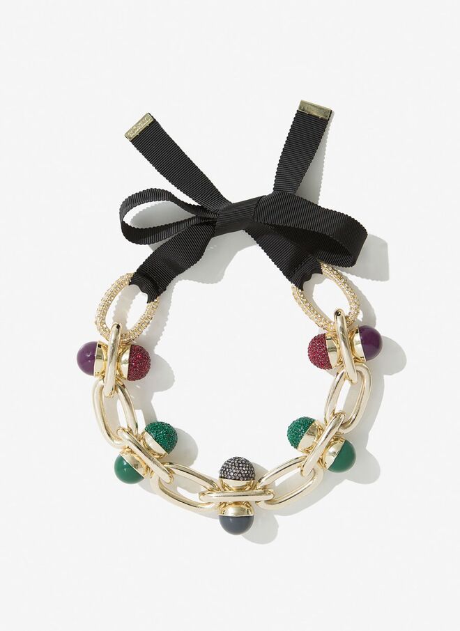 ACESSÓRIOS | Colar em metal com strass e algodão, €79, Uterqüe