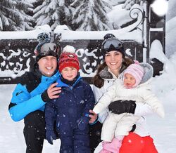 Família real britânica de férias na neve