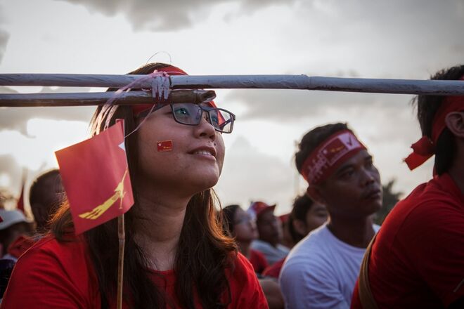 A vitória do LND nas eleições legislativas de novembro passado deve significar o fim do regime atual, destapando o manto que cobre a sociedade e restringe a população.