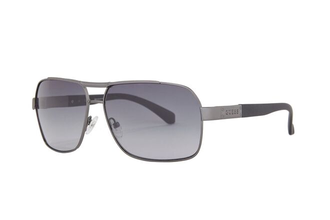 Showroomprive.pt Guess €28